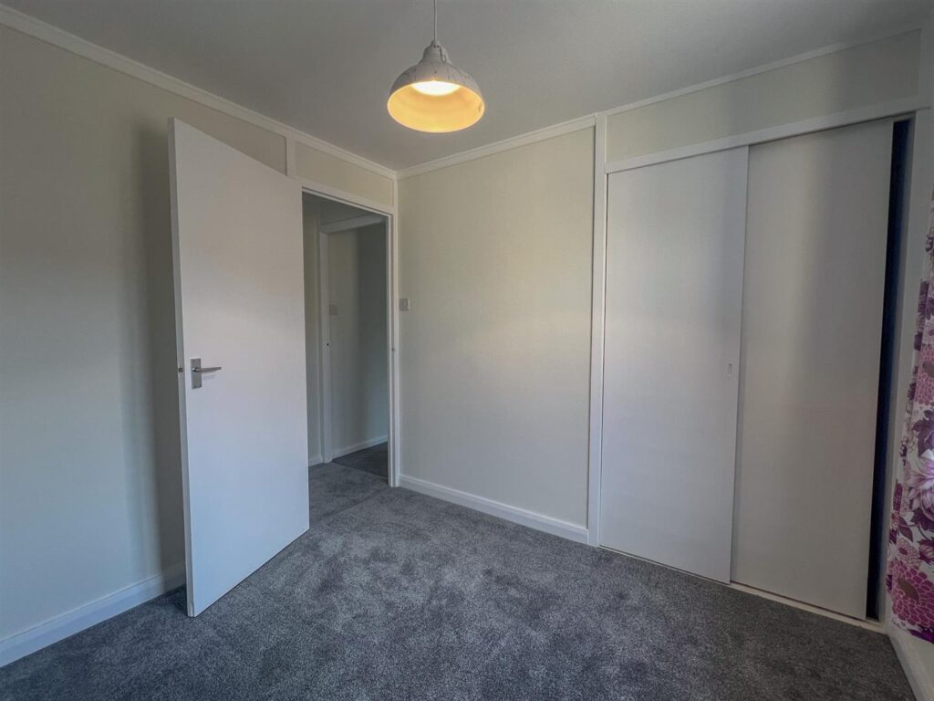 9 Farrants Park, Castletown