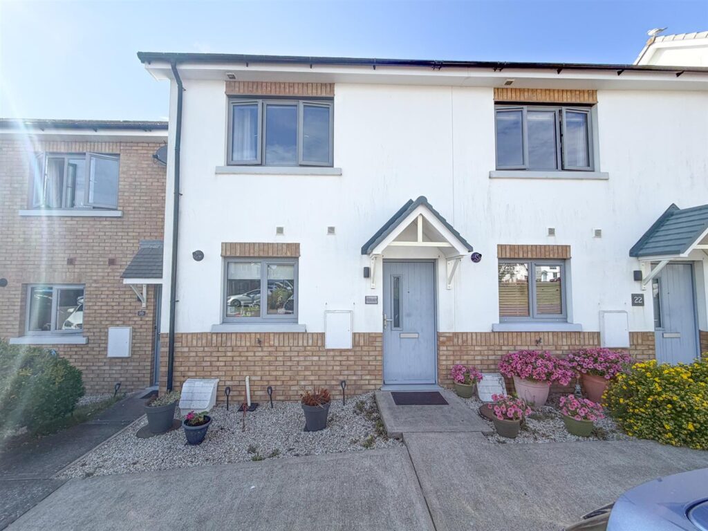 21 oak Park, Ballawattleworth Estate, Peel, Isle Of Man