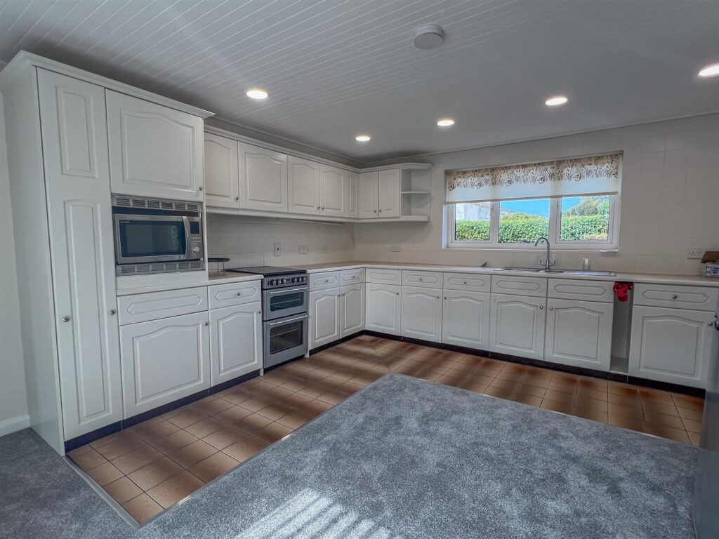 9 Farrants Park, Castletown