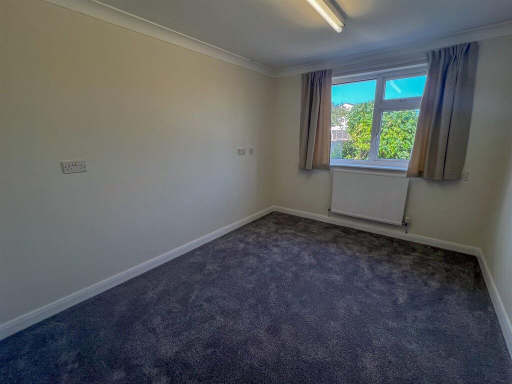 9 Farrants Park, Castletown
