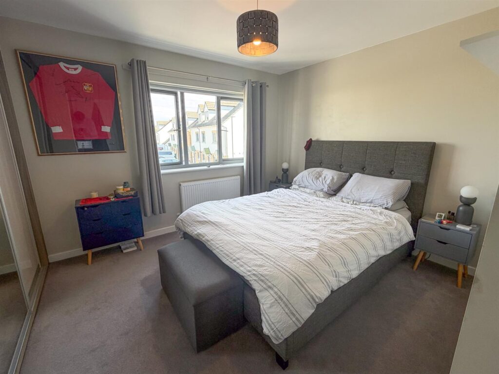 21 oak Park, Ballawattleworth Estate, Peel, Isle Of Man