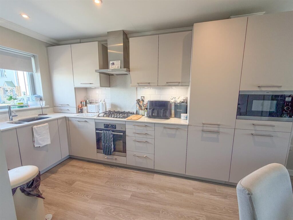 21 oak Park, Ballawattleworth Estate, Peel, Isle Of Man
