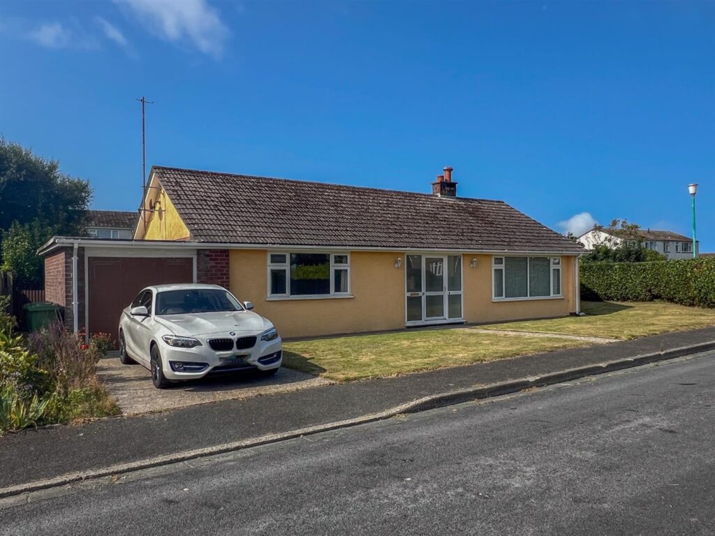 9 Farrants Park, Castletown