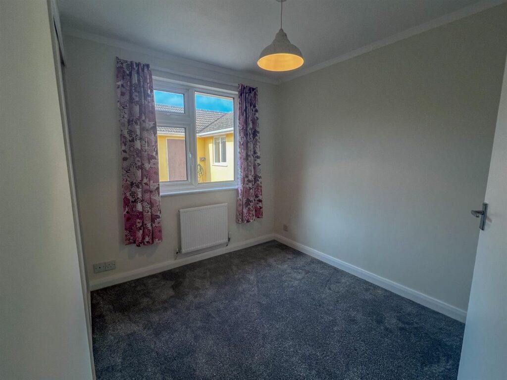 9 Farrants Park, Castletown