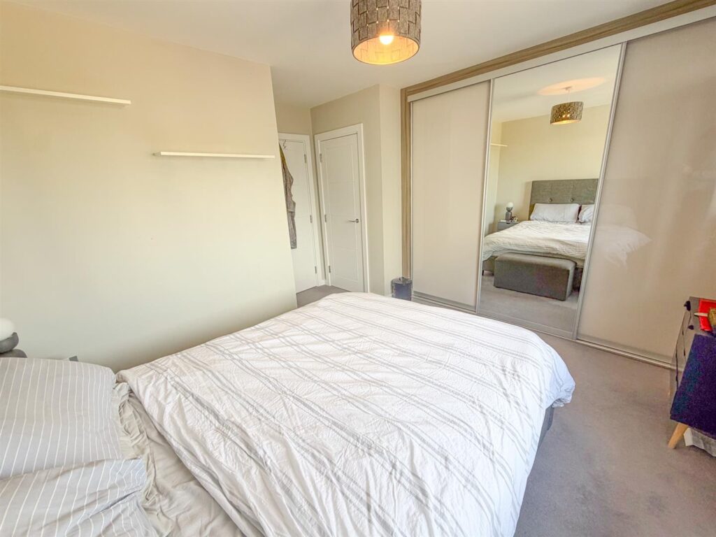 21 oak Park, Ballawattleworth Estate, Peel, Isle Of Man