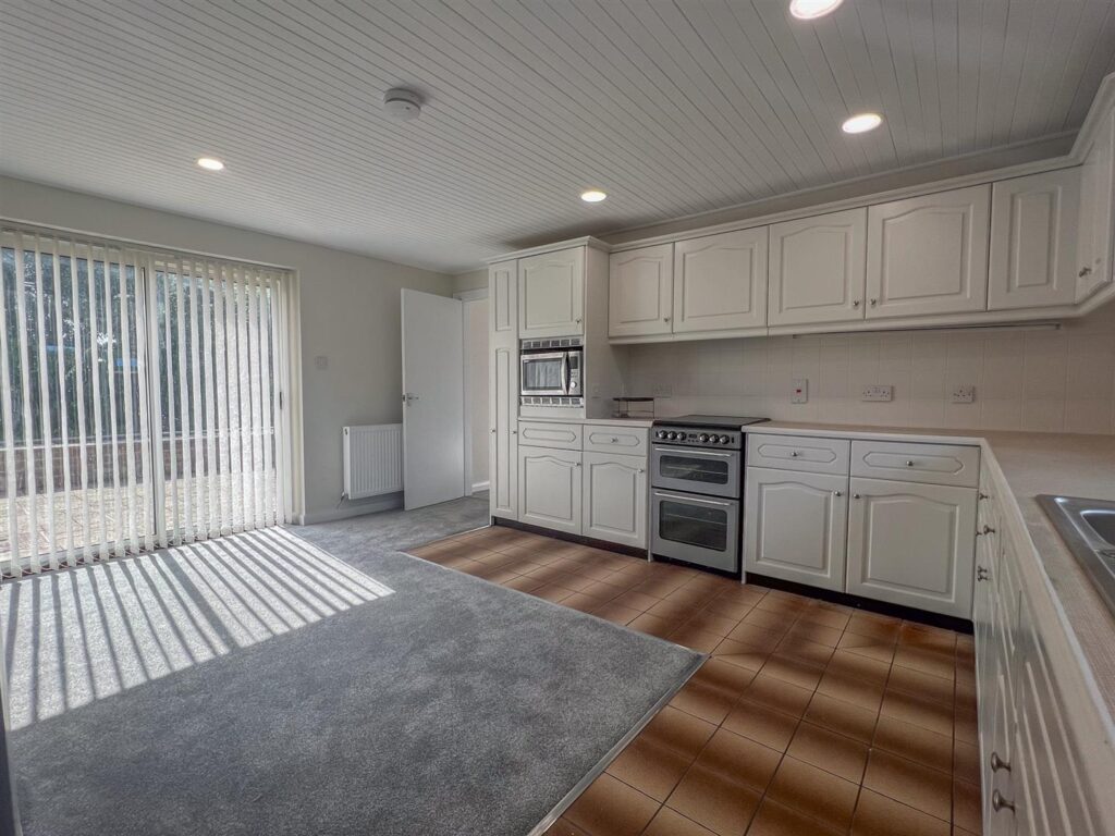 9 Farrants Park, Castletown