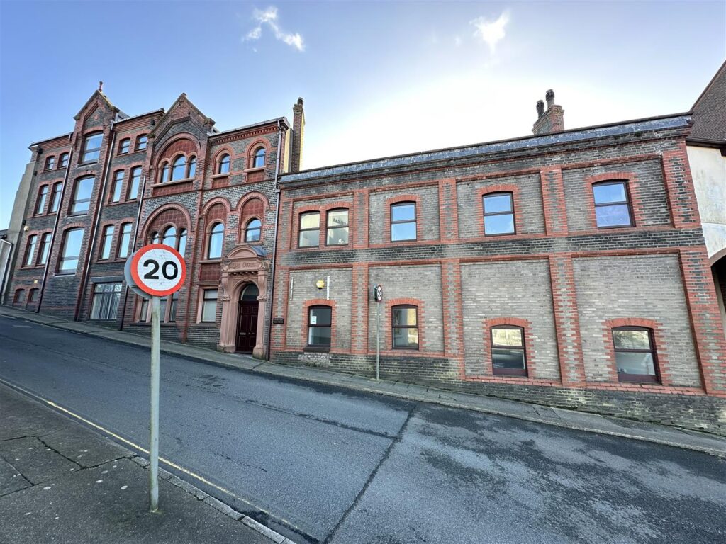 South Quay, Douglas