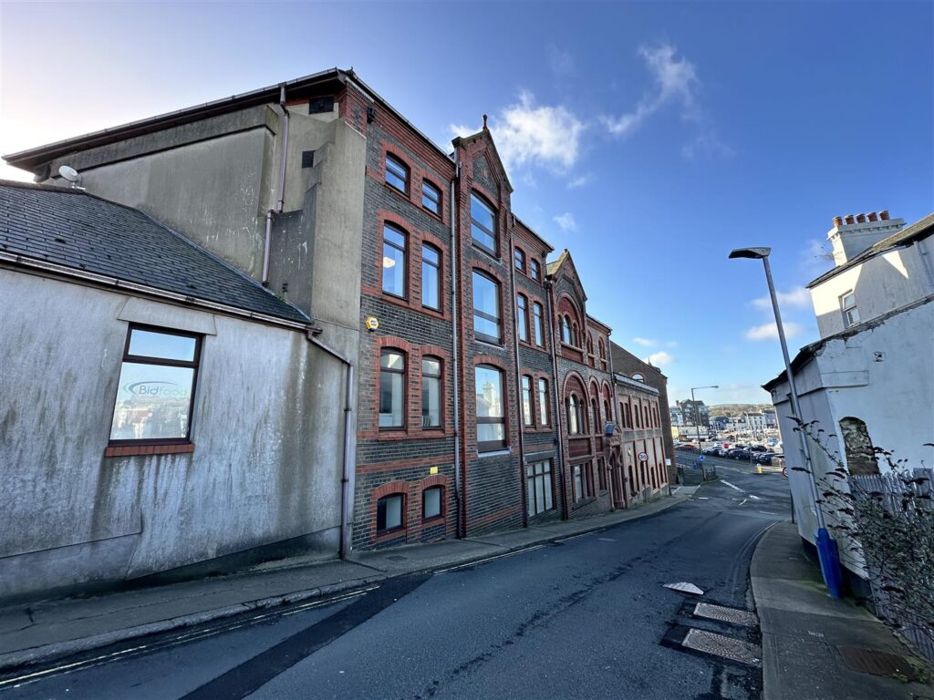 South Quay, Douglas