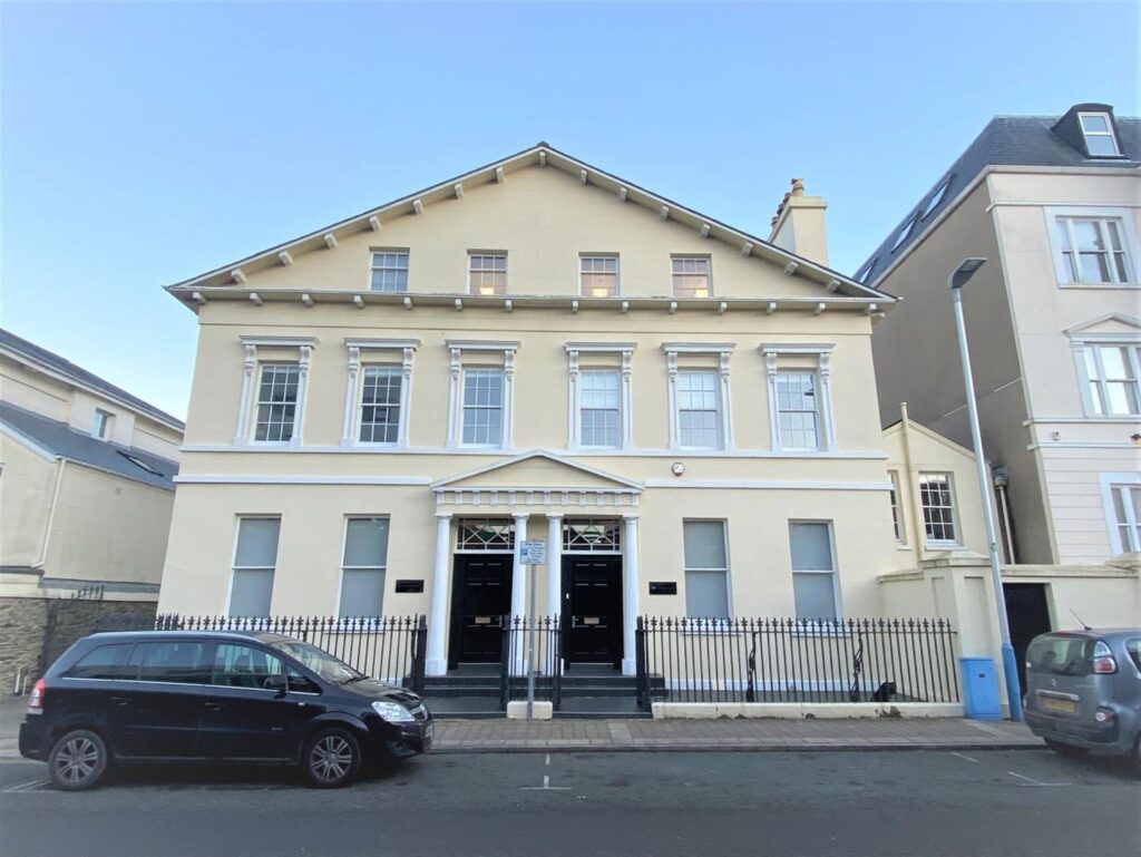 Finch Road, Douglas
