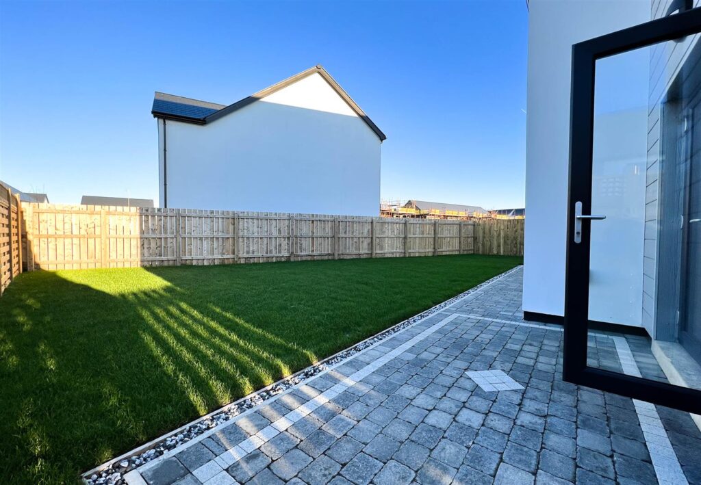 Poulsom Avenue, The Meadows, Castletown